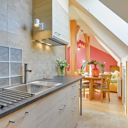 Lion - Avocado * Сопот