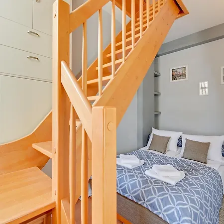 Апартаменти Lion - Avocado *