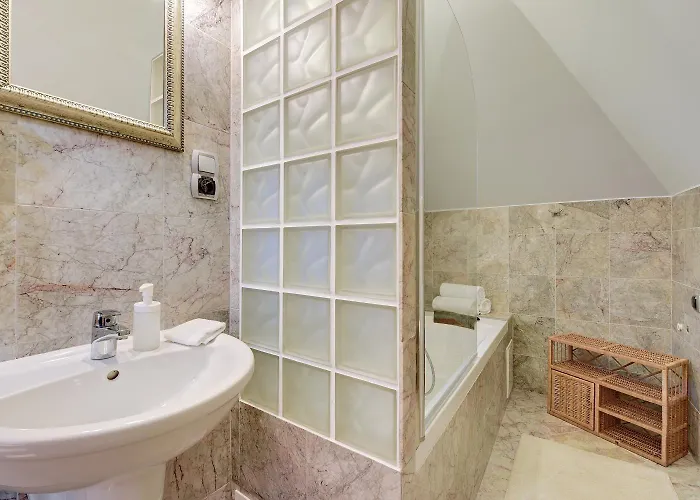 Lion - Avocado Apartman